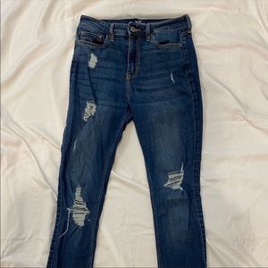 HOLLISTER HIGH RISE SKINNY JEANS